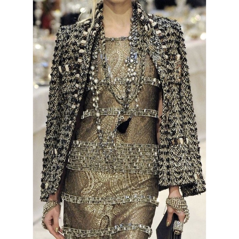 CHANEL Runway Paris-Bombay Black Gold Fantasy Tweed Jacket Metiers d'Art 12A